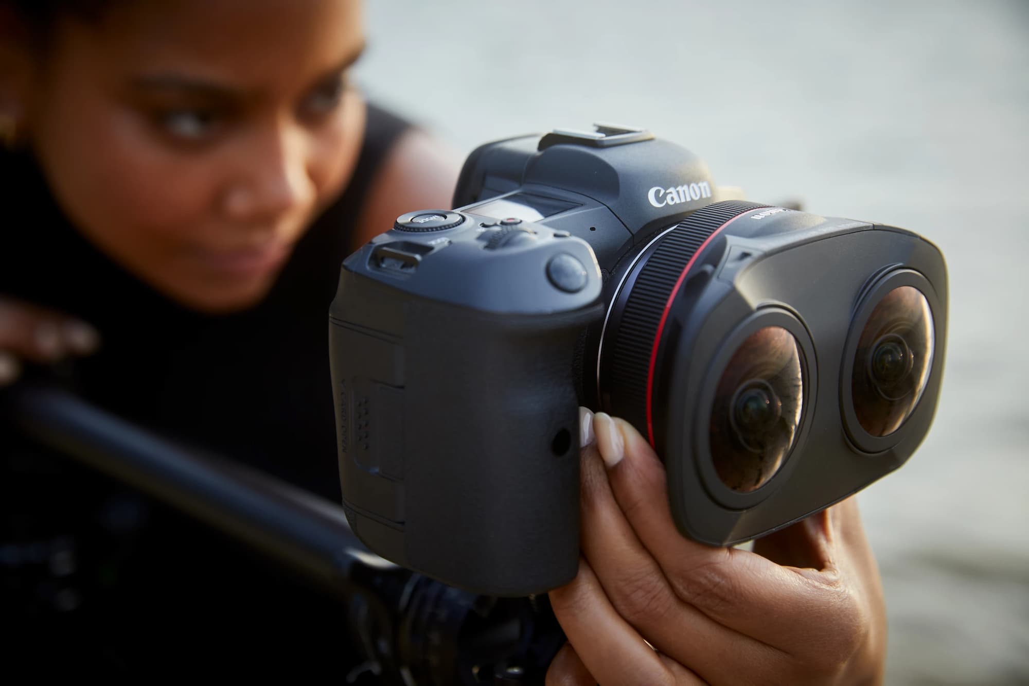 Canon Dual Fisheye Lens Makes VR Filmmaking More Accessible