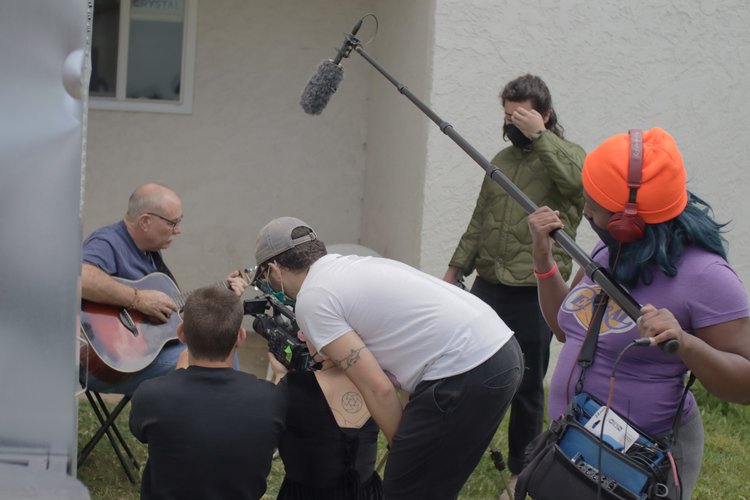 Behind the scenes picture of the documentary "Quentin Blue".